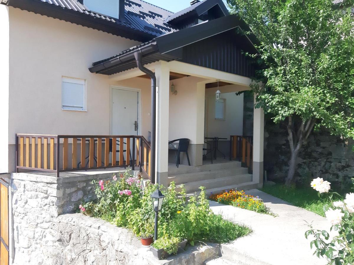 Our House Apartments Kolašin Eksteriør billede